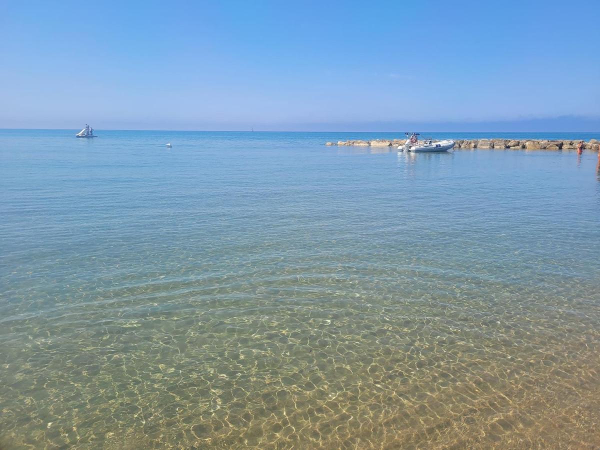 Villa Rimini - Seaview & Roman Holidays Apartments - Garden&Beach 300Mt Anzio Zewnętrze zdjęcie