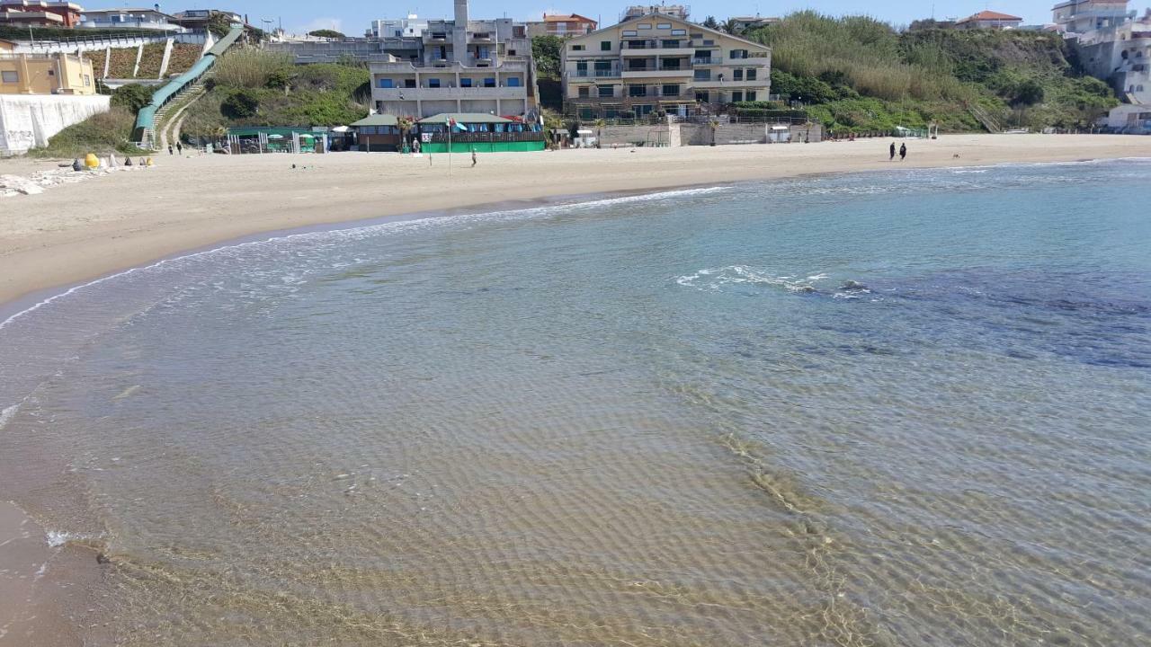 Villa Rimini - Seaview & Roman Holidays Apartments - Garden&Beach 300Mt Anzio Zewnętrze zdjęcie